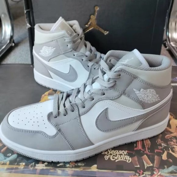 Nike Flying Man Jordan 1 Vintage Silver High Top 8.5 size BQ6472 main image 6